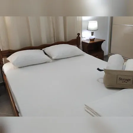 May Apartments Sarandë
