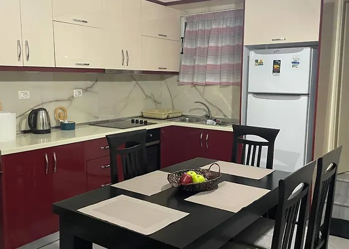 May Apartments Apartment *