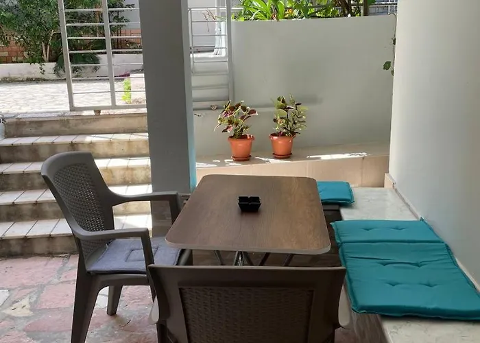 May Apartments Apartment